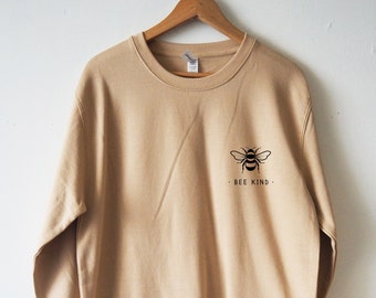 bee crewneck