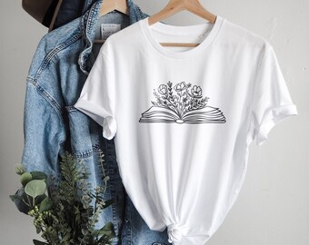 Livre Flower Shirt T-Shirt Organique Doux confortable Super coupe Eco Print Wildflowers Reading Shirt Floral Shirt Bookish Shirt Librarian shirt