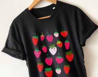 Strawberry Shirt Cottagecore T-shirt Organic Soft comfortable Great fit Eco Print Unisex Vegan Botanical shirt fruit shirt gifts for her
