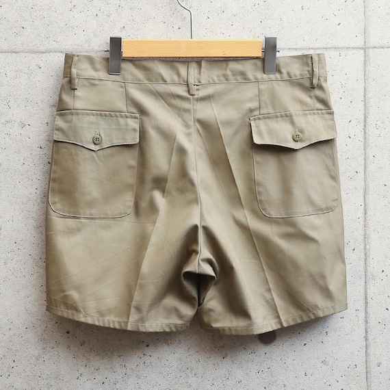 Vintage 1980s Italian Army Beige Chino Military Shorts Pants