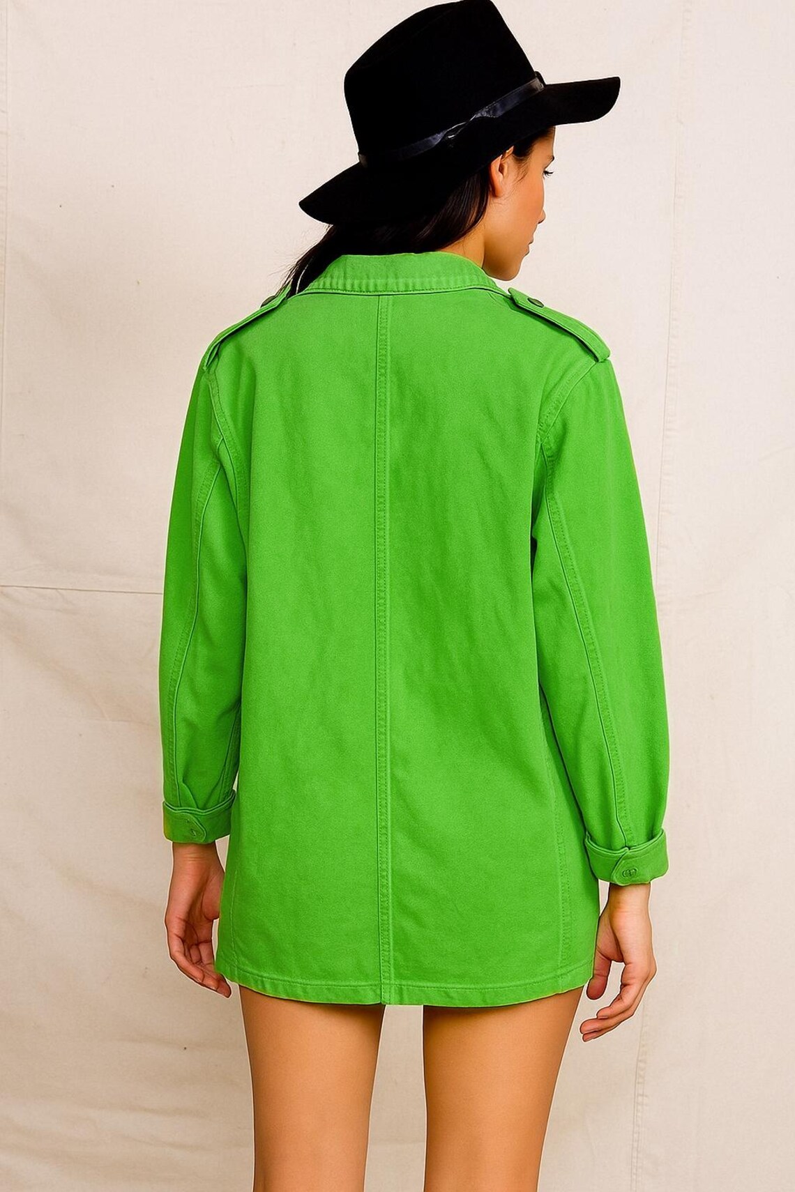 vintage 1960s 1970s Swedish Army lime green denim work jacket HV military coat combat field ladies, foto 2 di 3