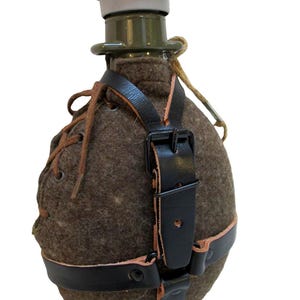 New Vintage Czech army Communist wool canteen flask cask military Soviet laces plastic