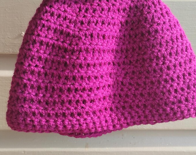 Maroon beanie acrylic yarn one size fits most