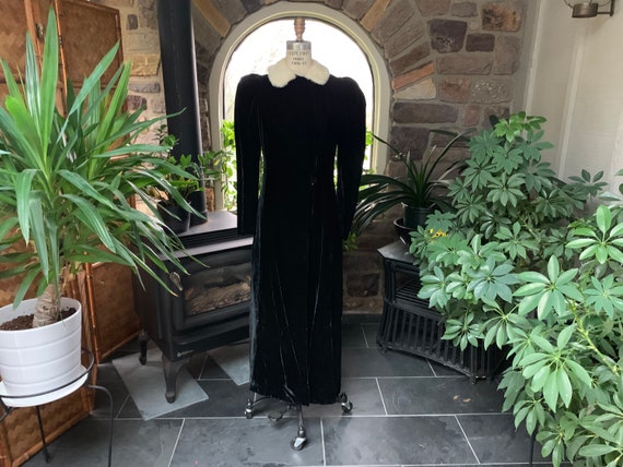 Vintage 1940s Black Velvet Opera Coat with Ermine