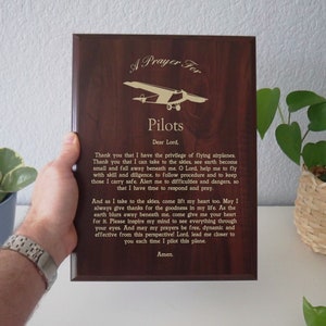 Pilots Prayer Plaque | Pilot Gift | Personalized Flying Gift | An Airplane Pilot&#39;s Prayer for National Aviation Day