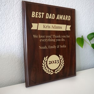 Father's Day Gift - "Best Dad Award" Plaque - Personalized with your family details