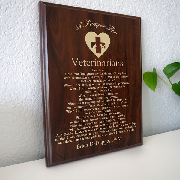 Veterinarian Prayer Plaque | Vet DVM Gift | Personalized Veterinarian's Gift | A Veterinarians Prayer