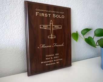 First Solo Flight Award | Personalized Airplane Pilots First Solo Gift | Custom Commemorative Plaque for Their First Time Flying a Plane