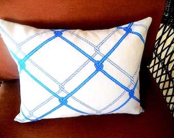 Nautical Knot Pillow Cover: Coastal Blue Rope Accent - Outdoor Patio Decor