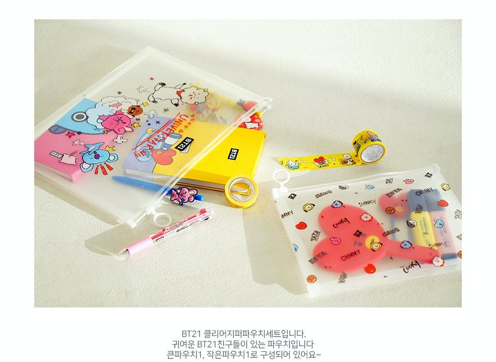 small clear zipper pouch