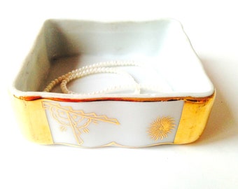 Dépose bijoux carré en porcelaine de Limoges véritable blanc et doré forme rare vintage par SophieLDesign