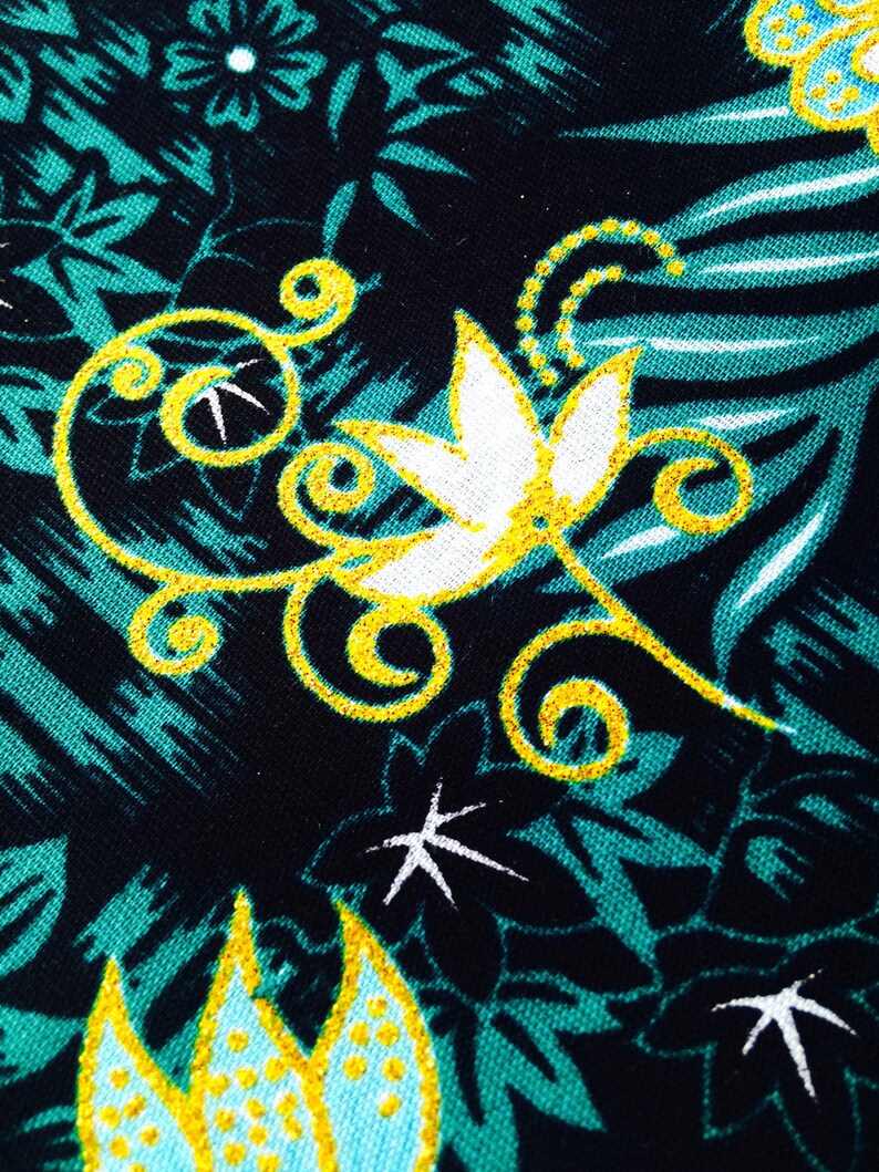 Batik Indon sien noir et bleu turquoise luxe reliefs Batik Indon sien noir et bleu turquoise luxe reliefs