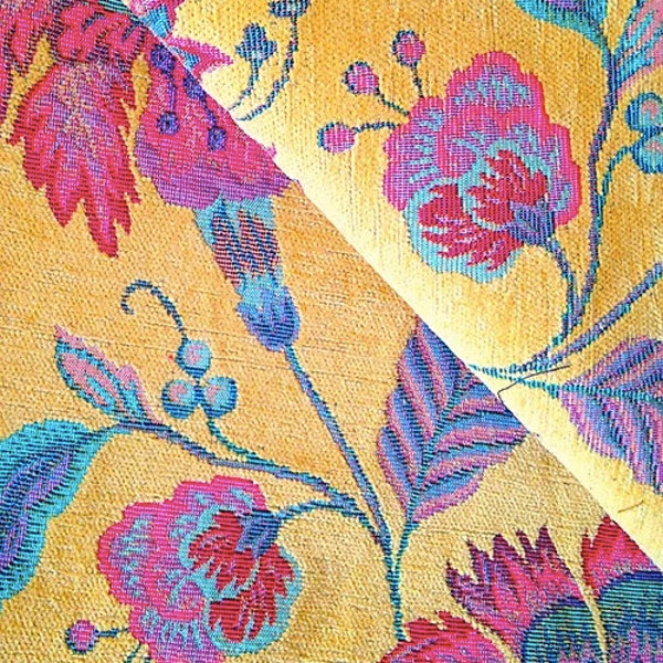 Tissu coupon de velours luxe brodé brocarts bleu pétrole et rose fuchsia jaune velouté chute de tissu vintage par SophieLDesign