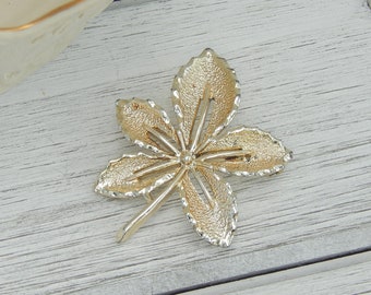 Vintage 1960's Sarah Coventry Gold-Tone Ivy Leaf Brooch Pin