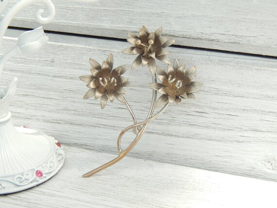 Broche Vintage Fleur Cristal Verre Argenté - Inspiration Rétro - Épinglette Femme