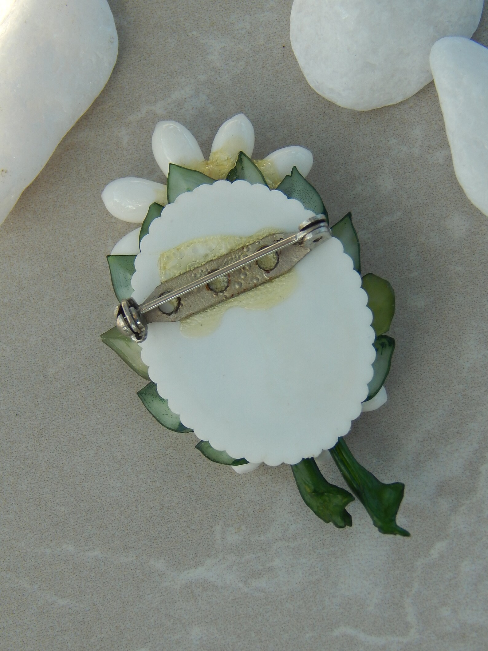 Vintage Daisy Flower Seashell Sea Shell Brooch Pin - Etsy