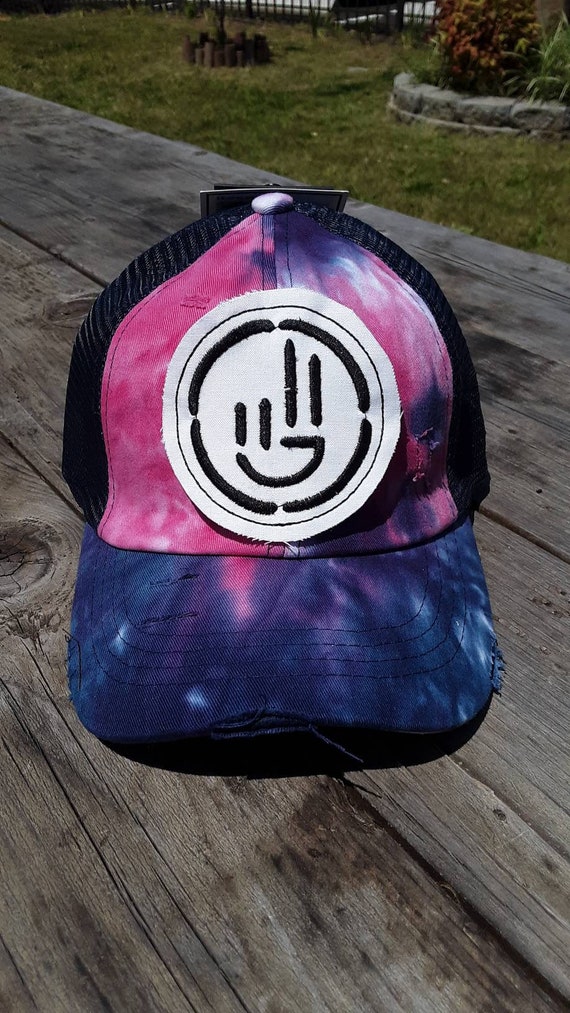 wave hat, criss cross hat, ponytail hat 