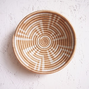 Small African Basket- Luhano // Rwanda Basket // Sisal & Sweetgrass Woven Basket // Tan, White