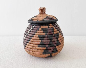 African Zulu Basket // Lidded Palm Basket // Woven in South Africa // F001