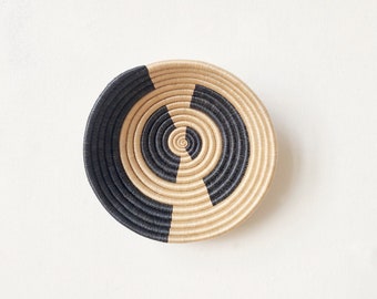 Small African Basket- Lubimbi // Rwanda Basket // Sisal & Sweetgrass Woven Basket // Black, Tan