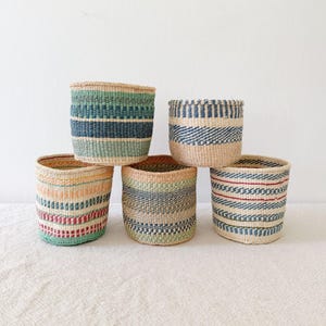 7" - 8" Afrikaanse opbergmand // Kenya Kiondo-mand // Geweven sisalplanter // Assortiment 988