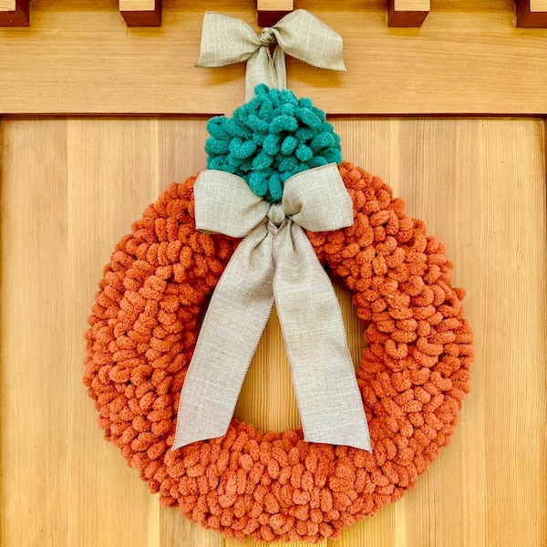 Pumpkin Wreath with Linen Bow | Fall Farmhouse Buffalo Plaid Door Hanger | Chunky Yarn Autumn Decor
