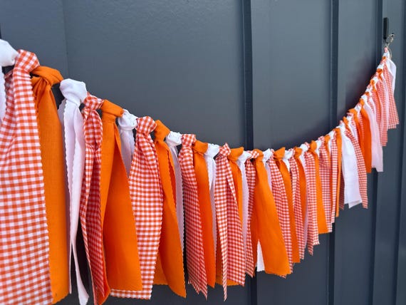 Tennessee Garland, Orange and White Checkerboard Banner, School Spirit Bunting, Tailgate Party Decor, Knoxville Art, College Graduation Gift