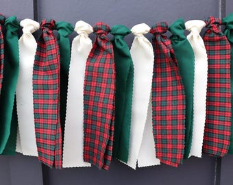 Christmas Plaid Fabric Garland, Farmhouse Banner for Mantel, Forest Green, Berry Red, and Cream Bunting, Christmas in July Shower Decor