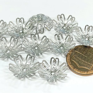 30pcs of Stainless Steel Filigree Flower Bead Caps(No. BCP1782)