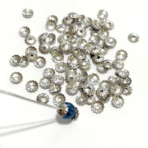 100pcs of Small Bead Caps 5mm Silver Tone(No. BCP371)