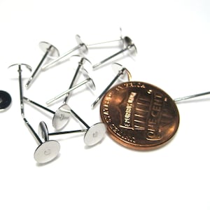 50pcs of 304 Stainless Steel Flat Round Blank Peg Ear Stud Components(No. STG965)