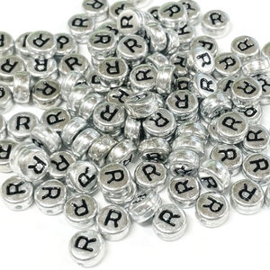 30pcs of Flat Round Alphabet /Letter &quot;R&quot; Acrylic Spacer Beads Silver Tone(No. SL1391)
