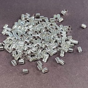 Perline tubolari in ottone argentato lucido da 3 mm - 5 grammi (n. 806A)