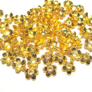 100pcs of Gold Plated Flower Bead Caps 6mm(No. GCP1089)