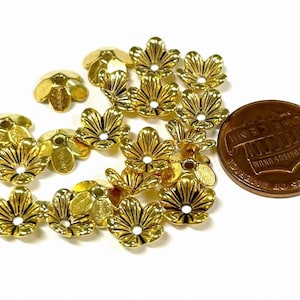 20pcs of Antique Gold Plated Flower Bead Caps 10mm(No. GBC1612)