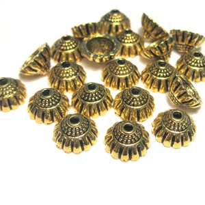 30pcs of Antique Gold Flower Bead Caps 10x5mm(No. GBC1611)