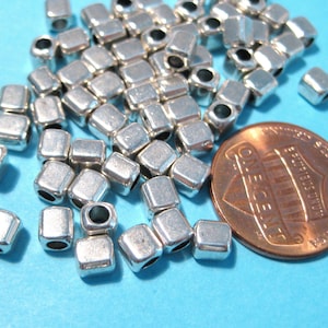 50pcs of Antique Silver Cube Spacer Beads 4mm(No.SSPC1314)