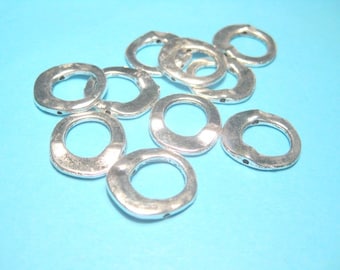 10pcs Bright Antique Silver Metal Bead Frames(No. BFS984)