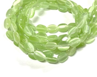 Green Cat's Eye Glass Beads: 10mm Flat Oval Strand (40pcs) (No.GC1619)