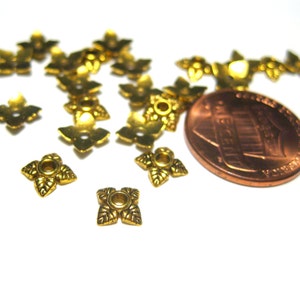 100pcs of Antique Gold Flower Bead Caps 6mm Small Bead caps(No. GCP1106)