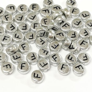 30pcs of Flat Round Alphabet /Letter &quot;F&quot; Acrylic Spacer Beads Silver Tone Plated(No. SL1397)