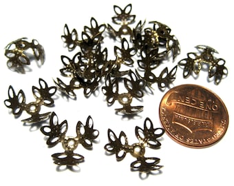100pcs of Antique Bronze 3-Petal Filigree Flower Bead Caps 13mm Bead Wraps (No.BZCP2255)