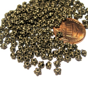 100pcs Antique Bronze Small Metal Spacer Beads 3mmx2mm(No.BZSP524)