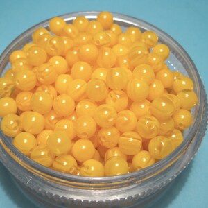 30pcs of  Yellow Resin Bead 6mm Round Beads