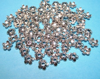 100pcs of Antique Silver Plated Flower Bead Caps 6mm (No. BCP358)