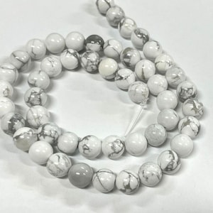 1 Strand of Natural Howlite 8mm Round Natural Stone Beads (No.GS2414)