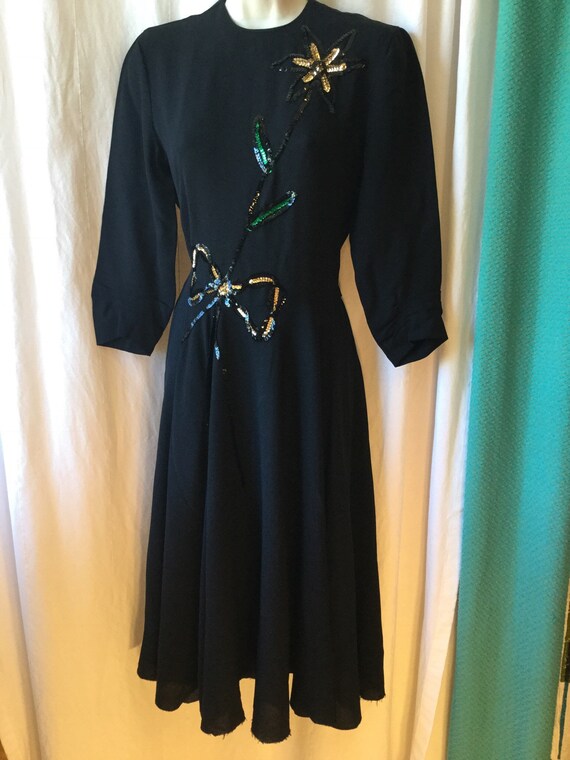 Vintage 30s 40s Black dress with deco sequin daisy