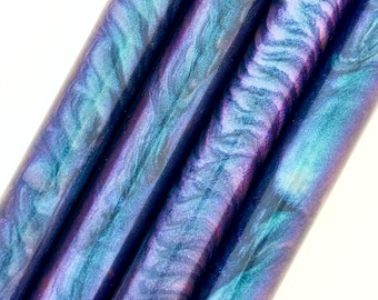 Dark Star Bespoke Pen Blanks! Högtrycksgjutna i Alumilite-harts, diskreta färgskiftningar blandade med svarta virvlar