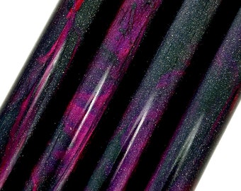 Black Heart Bespoke Makers Blank! Tryckgjuten med Alumilite-harts, Black Galaxy och Colorshift Glimmer