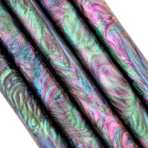 Schism Makers Blank! Full of chatoyant rich effects & depth, using proprietary mixed color-shift pigments and micas. Super shifty and deep